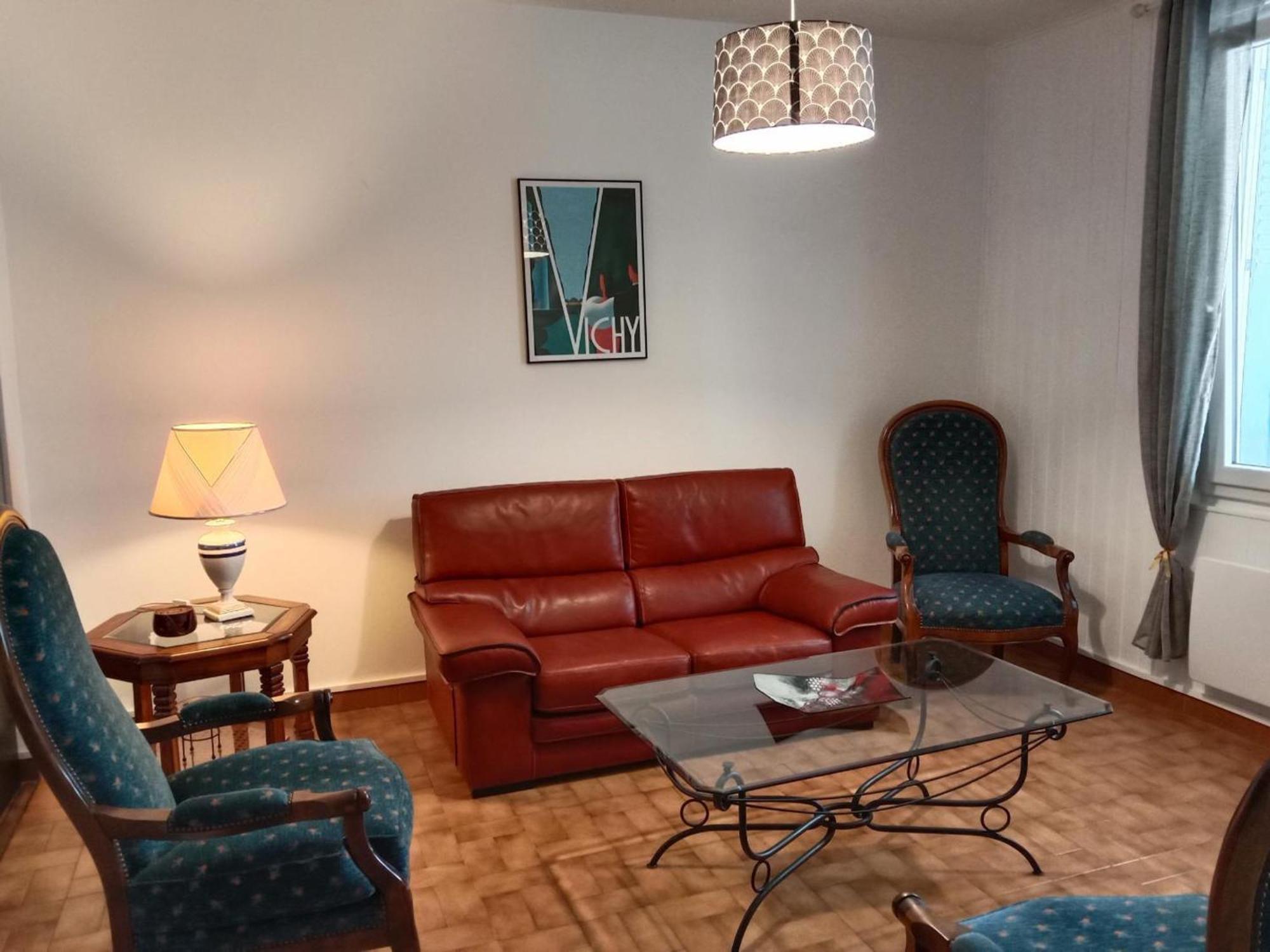 Maison Renovee Proche Vichy : 3 Chambres, Cour Fermee, Tout Inclus, Ideal Curistes Et Activites Naturelles - Fr-1-489-481 Bellerive-sur-Allier Exterior photo