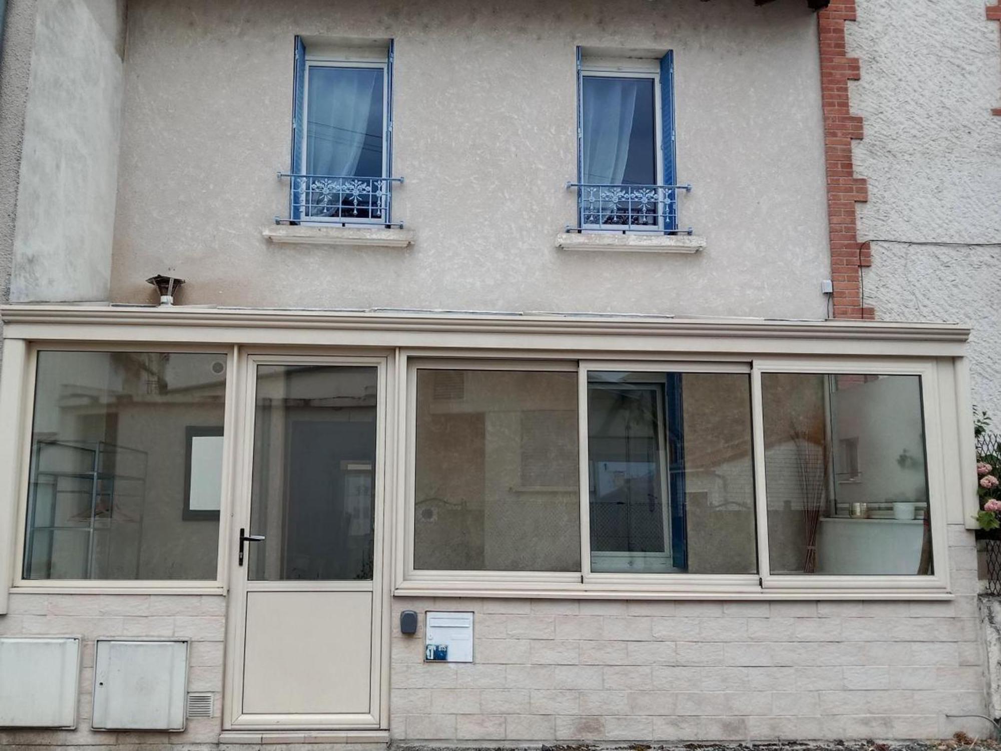 Maison Renovee Proche Vichy : 3 Chambres, Cour Fermee, Tout Inclus, Ideal Curistes Et Activites Naturelles - Fr-1-489-481 Bellerive-sur-Allier Exterior photo