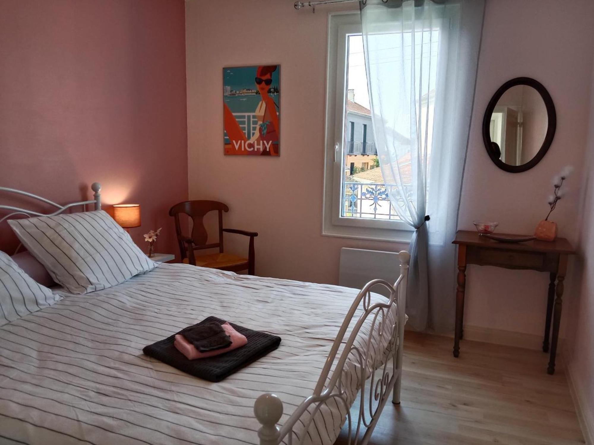 Maison Renovee Proche Vichy : 3 Chambres, Cour Fermee, Tout Inclus, Ideal Curistes Et Activites Naturelles - Fr-1-489-481 Bellerive-sur-Allier Exterior photo